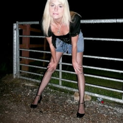 Ava Martin in 'Killergram' Addicted To Dogging (Thumbnail 10)