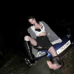 Emily X en 'Killergram' La dominatrix dogging (Miniatura 9)