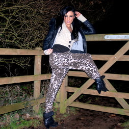 Lexy Ward in 'Killergram' A Dogging Bukkake (Thumbnail 5_v2)