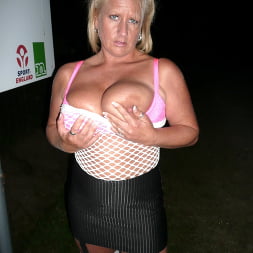Robin Ryder in 'Killergram' A Dogging Marathon (Thumbnail 7)