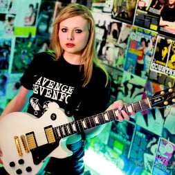 Sophie Keagan in 'Killergram' A Rock Chick Debut (Thumbnail 3)