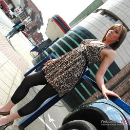 Tiffany Minx in 'Killergram' I've Got A Full House (Thumbnail 1)